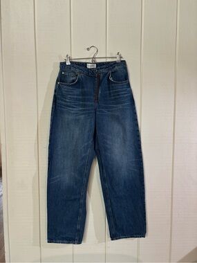 FRAME Asymmetrical Zipper Wide Leg Jeans in Mid-Wash Size 27